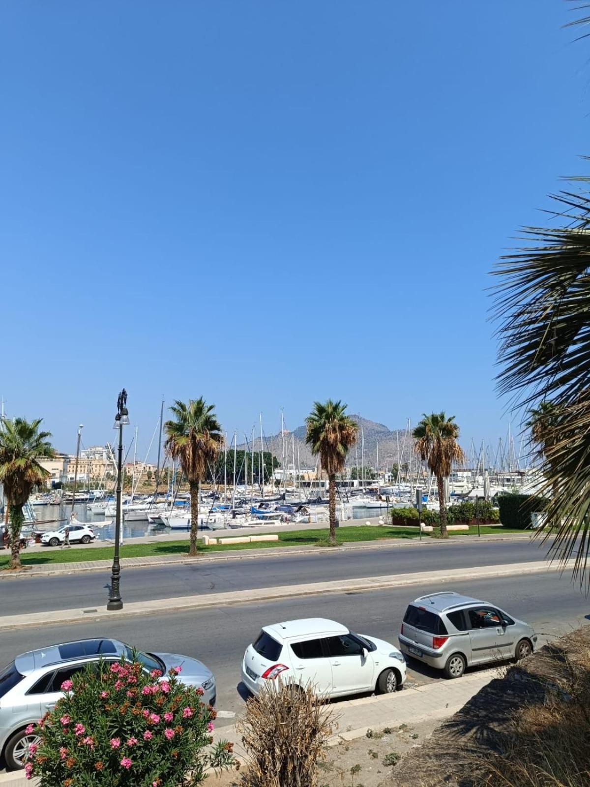 Ferienwohnung La Dimora Della Kalsa Palermo Exterior foto